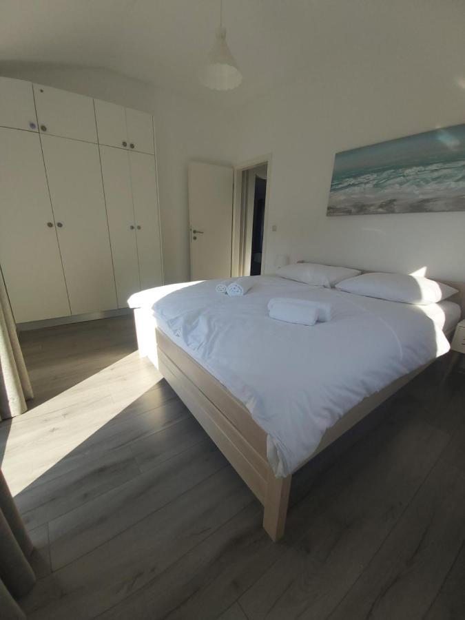 Apartments Mondo Вир Екстер'єр фото