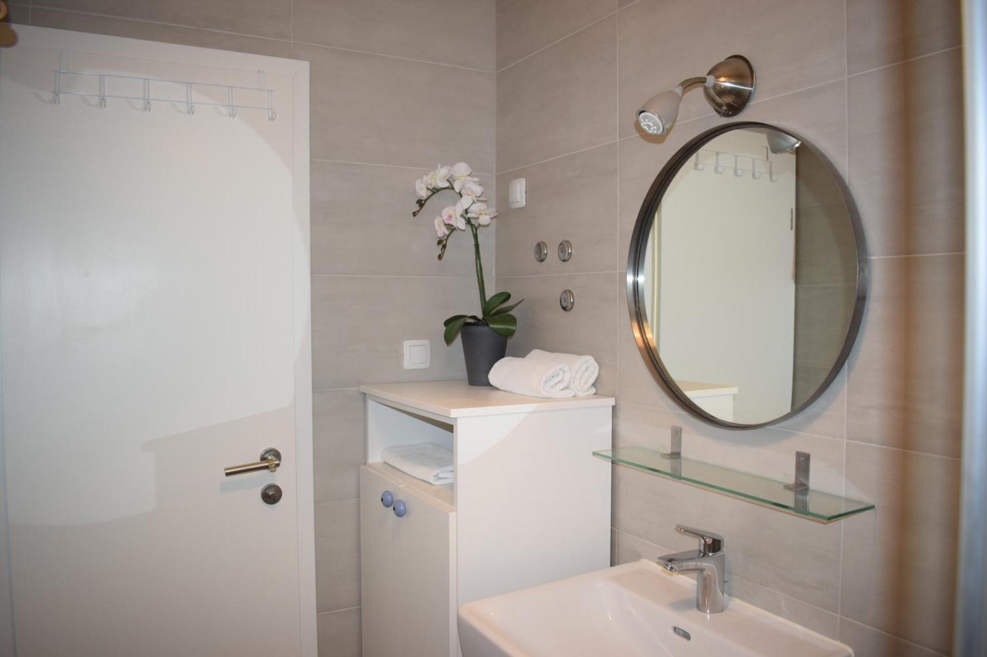 Apartments Mondo Вир Екстер'єр фото